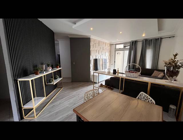 2 bed property to rent in MORNINGSIDE